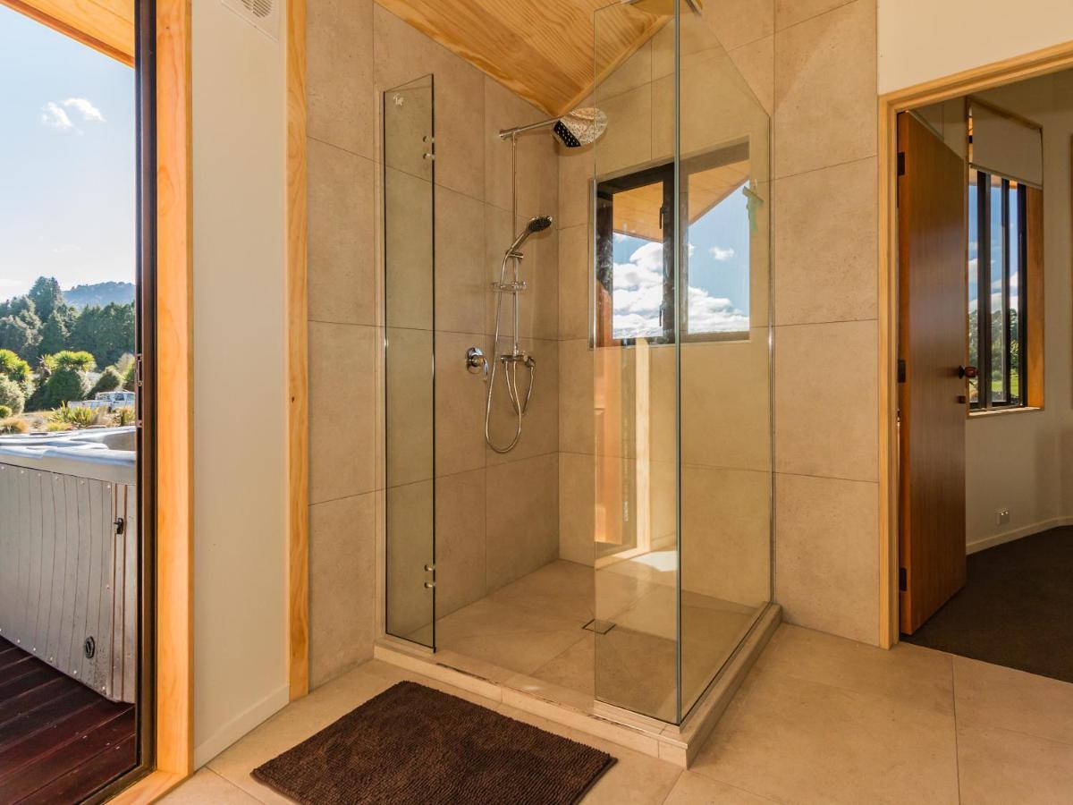 Heavenly Spa Views - Ohakune Holiday Home Exteriör bild